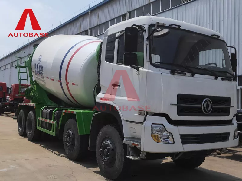 Dongfeng Tianlong Cl520GJB4 Mixer Truck
